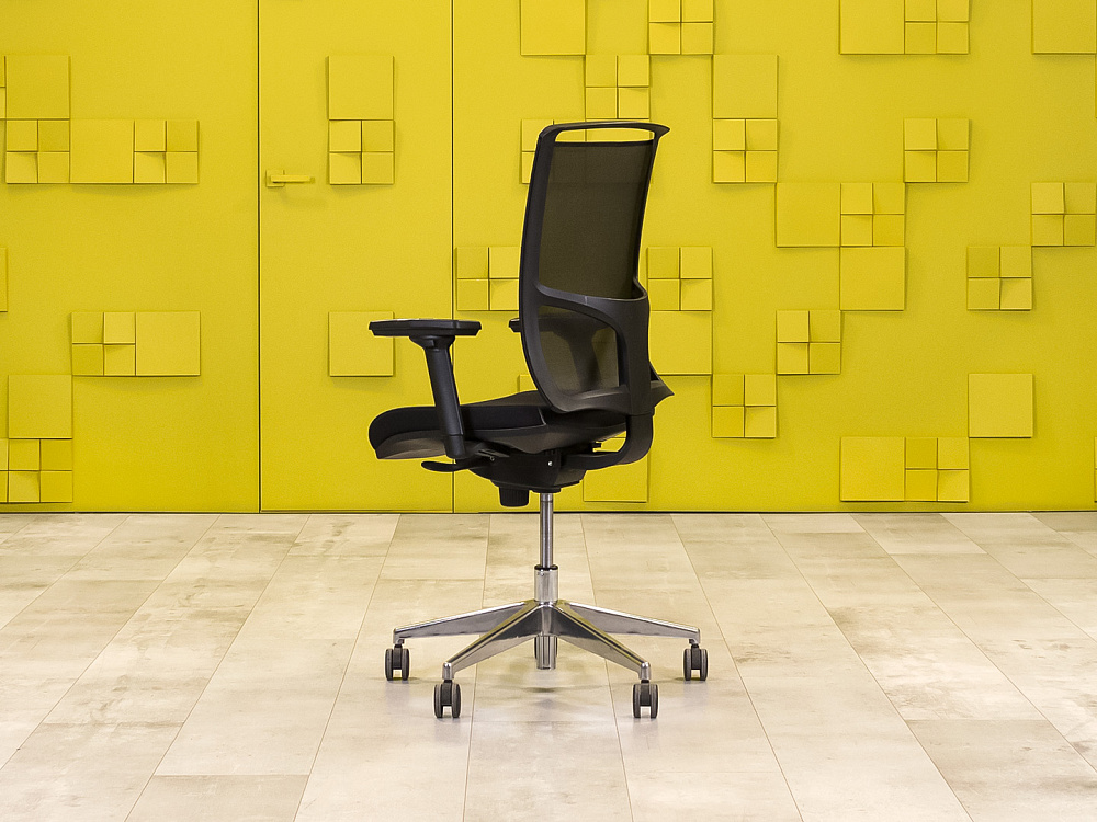 Офисное кресло для персонала на колесах NARBUTAS Ткань Чёрный Литва_КПТЧ7-290923