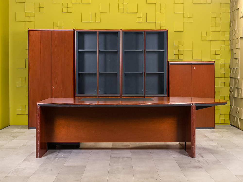 Кабинет руководителя ORA Массив Орех Италия