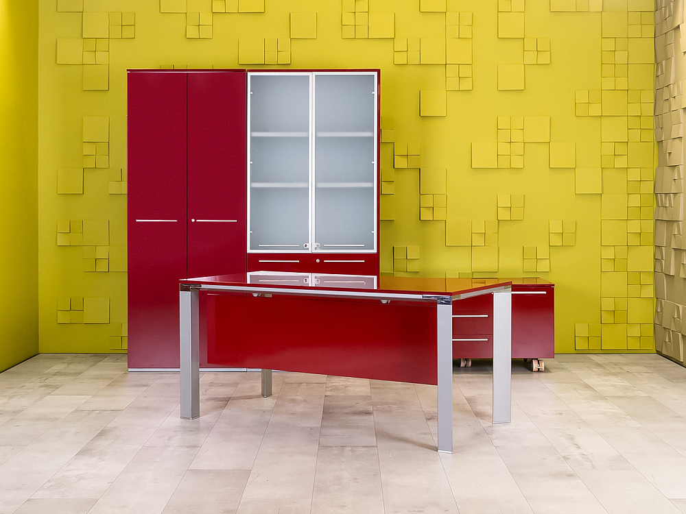 Кабинет руководителя ЛДСП Красный Италия_КРК-100424