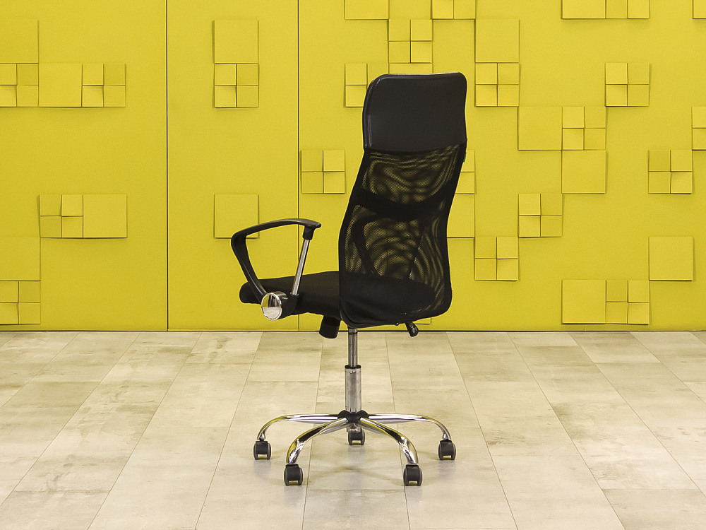 Офисное кресло руководителя на колесах       КРТЧ3-26036