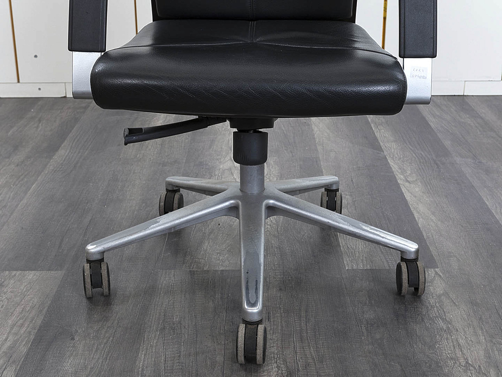 Офисное кресло руководителя  Sitland  Кожа Черный Madera B  (КРКЧ-08082)