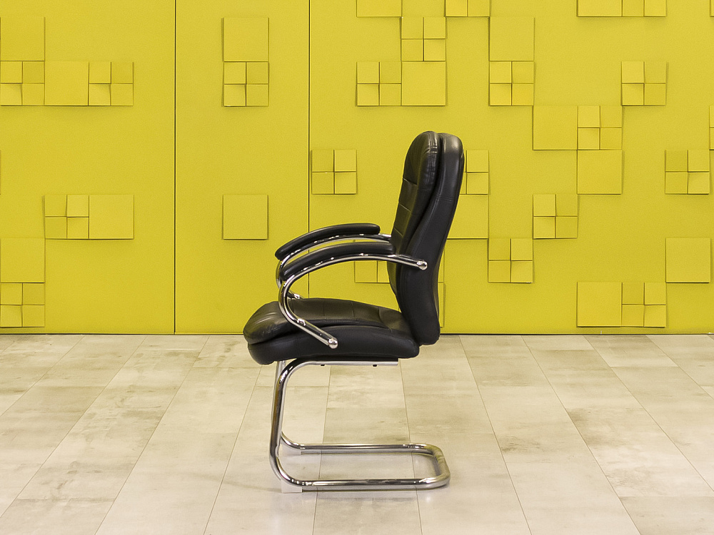 Конференц кресло для переговорной Riva Экокожа Чёрный Импорт  КДКЧ-26125