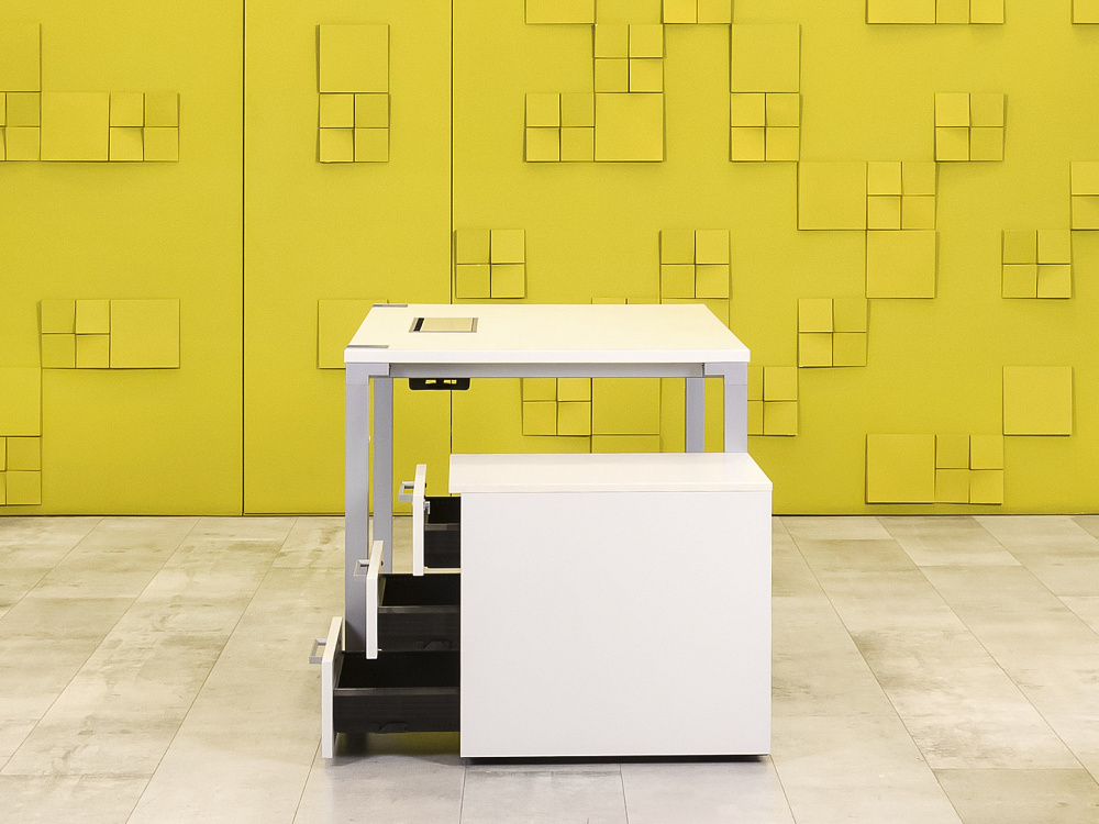 Комплект офисной мебели стол с тумбой  Steelcase ЛДСП Белый Франция  СППБТ1-04026