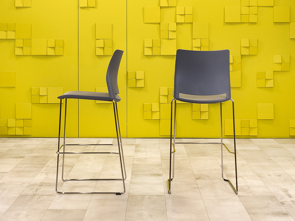 Барный стул на полозьях Bejot Пластик Серый Италия_УДПС-261223