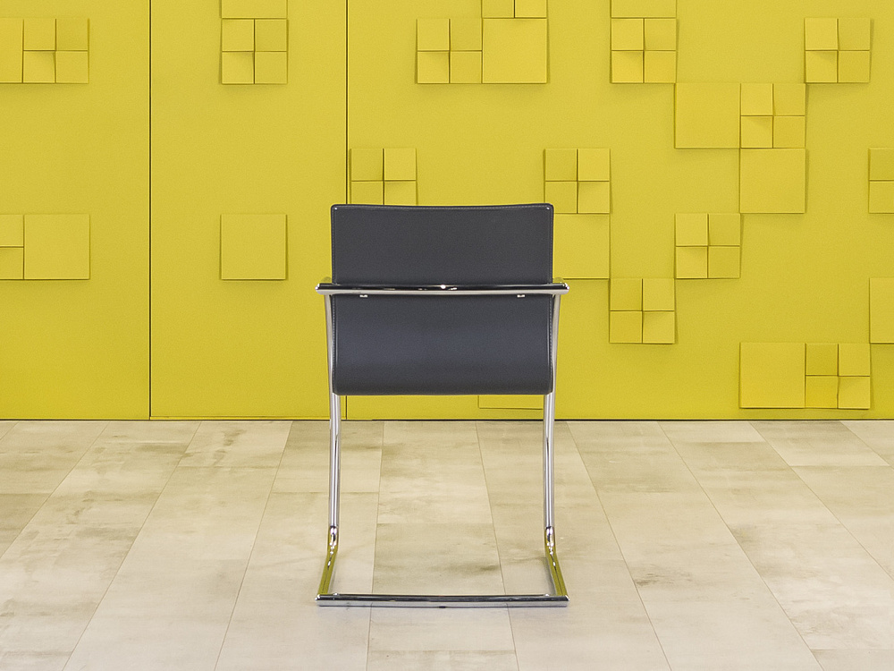 Конференц кресло для переговорной на полозьях Кожа Серый Италия_КДКС-040424