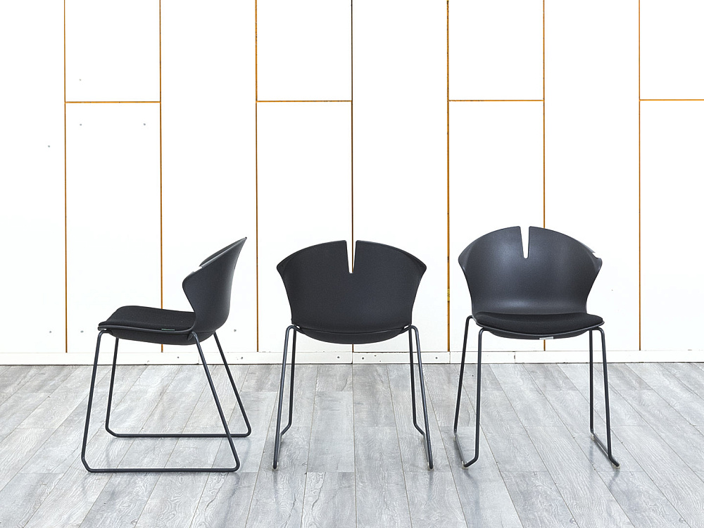 Конференц кресло для переговорной  Черный Пластик Profoffice   (УДПЧ-30074)