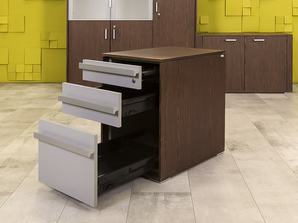 Кабинет руководителя Италия HAN Шпон КРЕ-07046