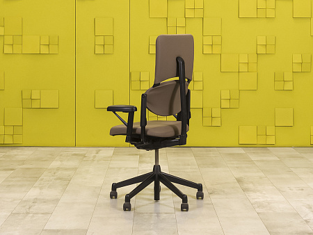 Офисное кресло руководителя на колесах Please 1 Steelcase Кожа Коричневый Германия  КРКК-18125
