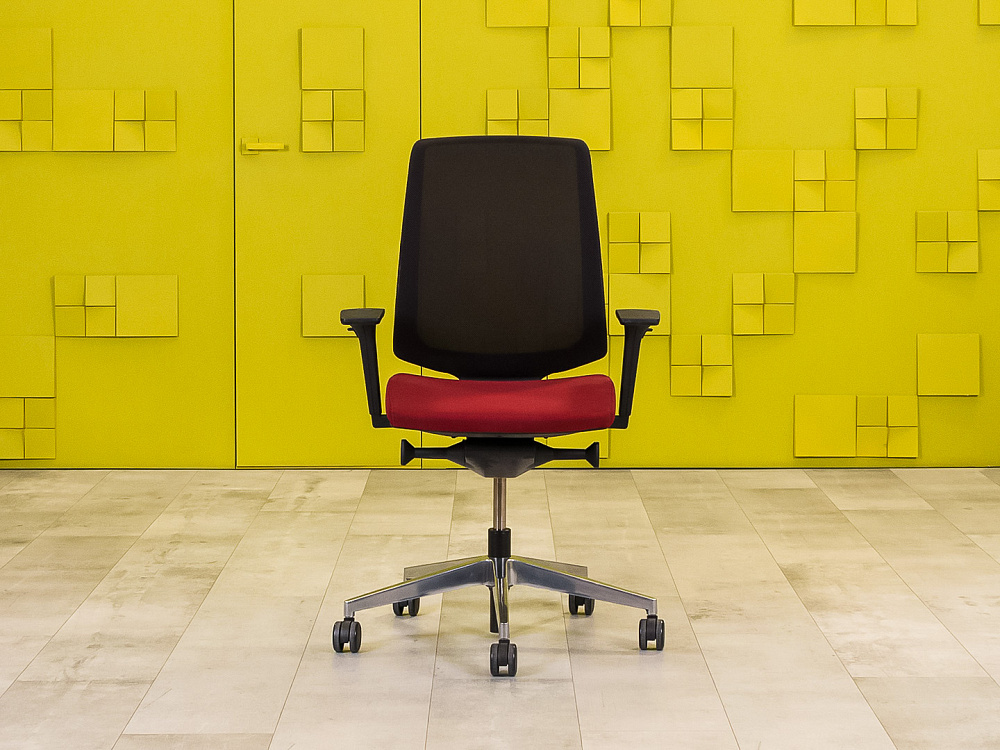 Офисное кресло для персонала на колесах Profim Ткань Красный; Чёрный Польша_КПТК-280923