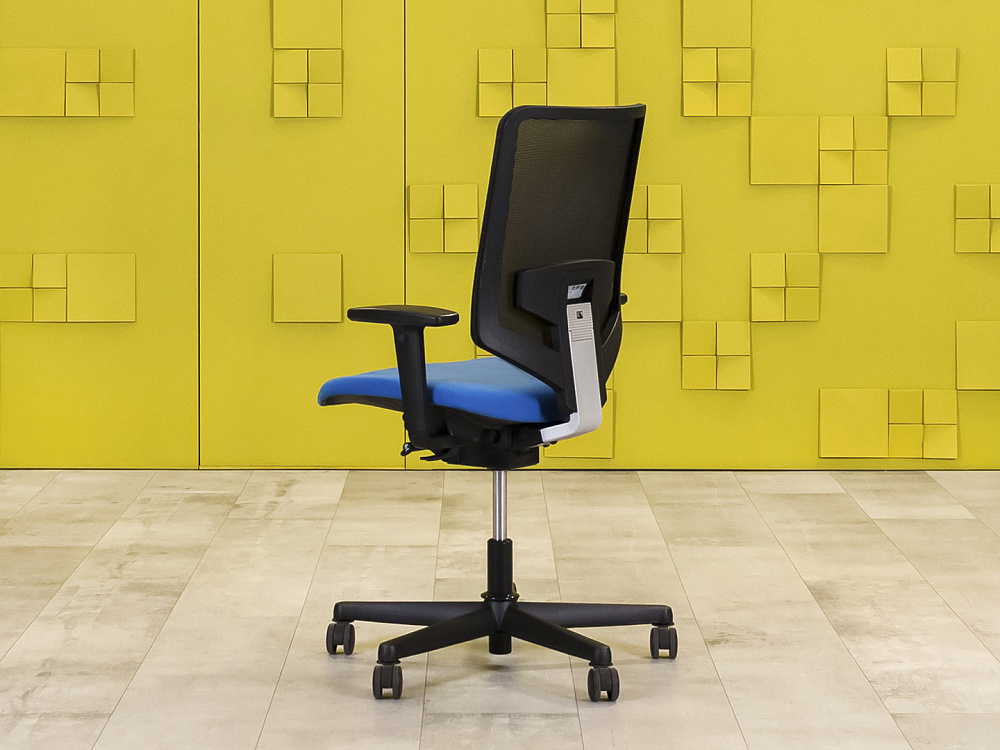 Офисное кресло для персонала на колесах Koenig Neurath Ткань Синий; Чёрный Германия_КПТН-04111