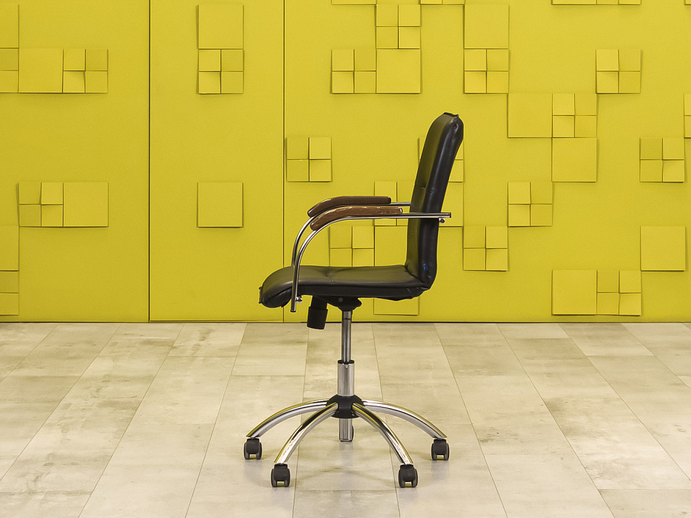 Офисное кресло для персонала на колесах       КПКЧ-30036