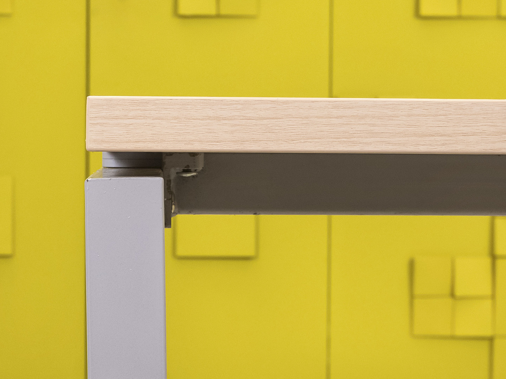 Офисный стол прямой ЛДСП Клен  СППВ1-10046