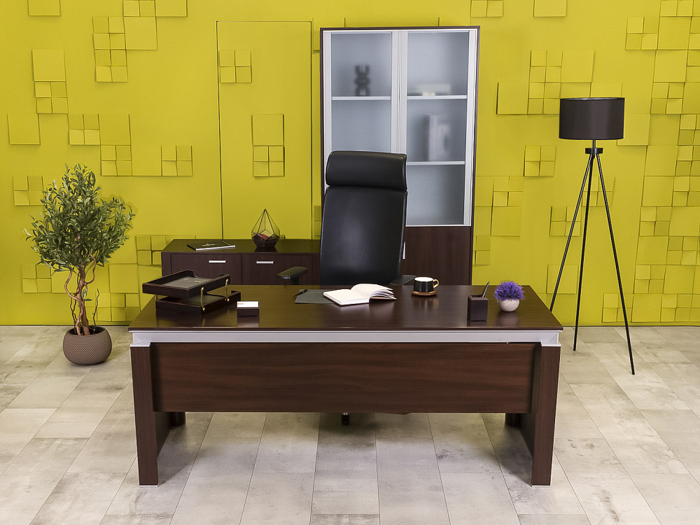 Кабинет руководителя   HAN Шпон Венге Италия  КРЕ-12095