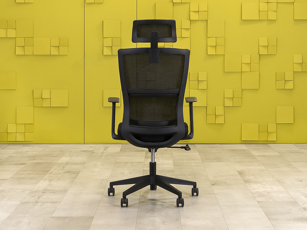 Офисное кресло руководителя на колесах Ткань Чёрный Импорт_КРТЧ4-271023