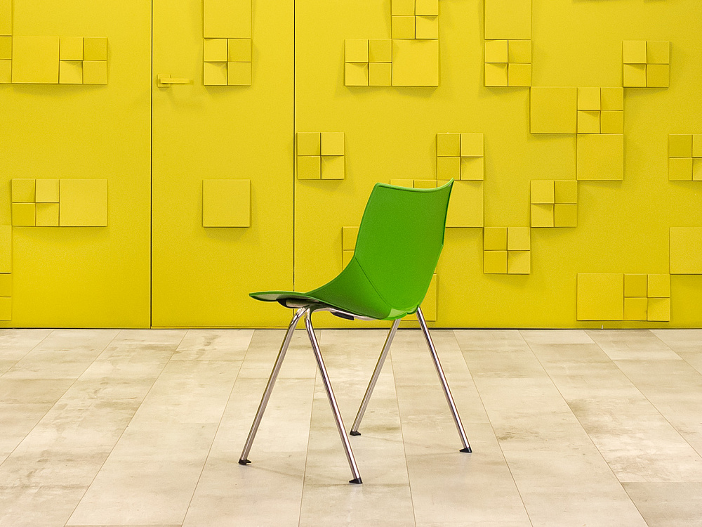 Офисный стул на ножках Shell Пластик Зелёный Италия_УНПЗ-261223