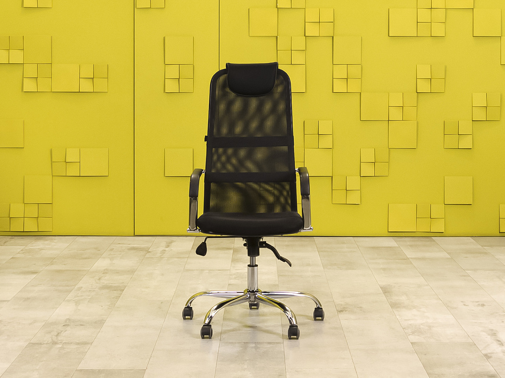 Офисное кресло руководителя на колесах Ткань Чёрный  КРТЧ4-26036