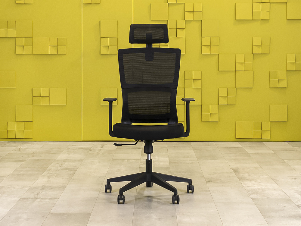 Офисное кресло руководителя на колесах Ткань Чёрный Импорт_КРТЧ4-271023