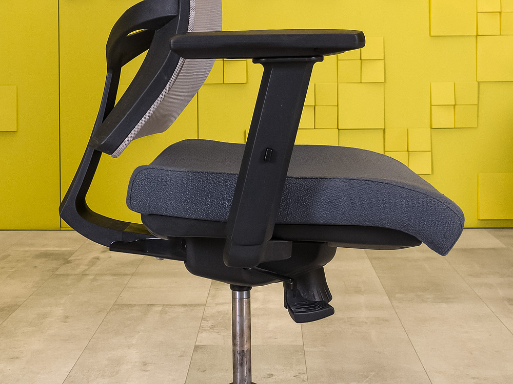 Офисное кресло для персонала на колесах Ткань Серый Россия_КПТС-260324