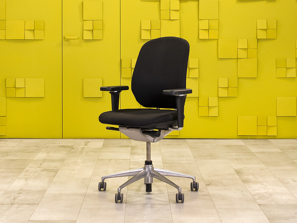 Офисное кресло для персонала на колесах Vitra Ткань Чёрный Швеция_КПТЧ-200224