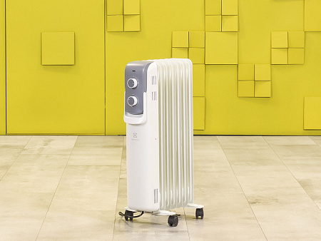 Обогреватель Electrolux Металл Серый Импорт_ОБОГРЕ2-290923