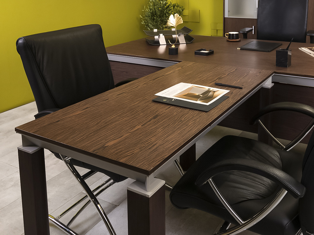 Кабинет руководителя Италия HAN Шпон КРЕ-07046