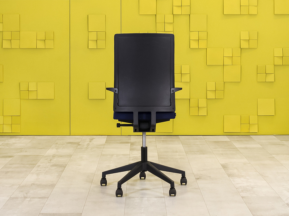 Офисное кресло для персонала на колесах BENE Ткань Синий Австрия_КПТН-120424