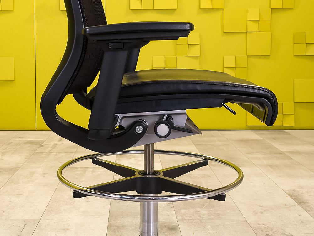 Офисное кресло для персонала на колесах Steelcase Кожа Чёрный Франция_КПКЧ-290922
