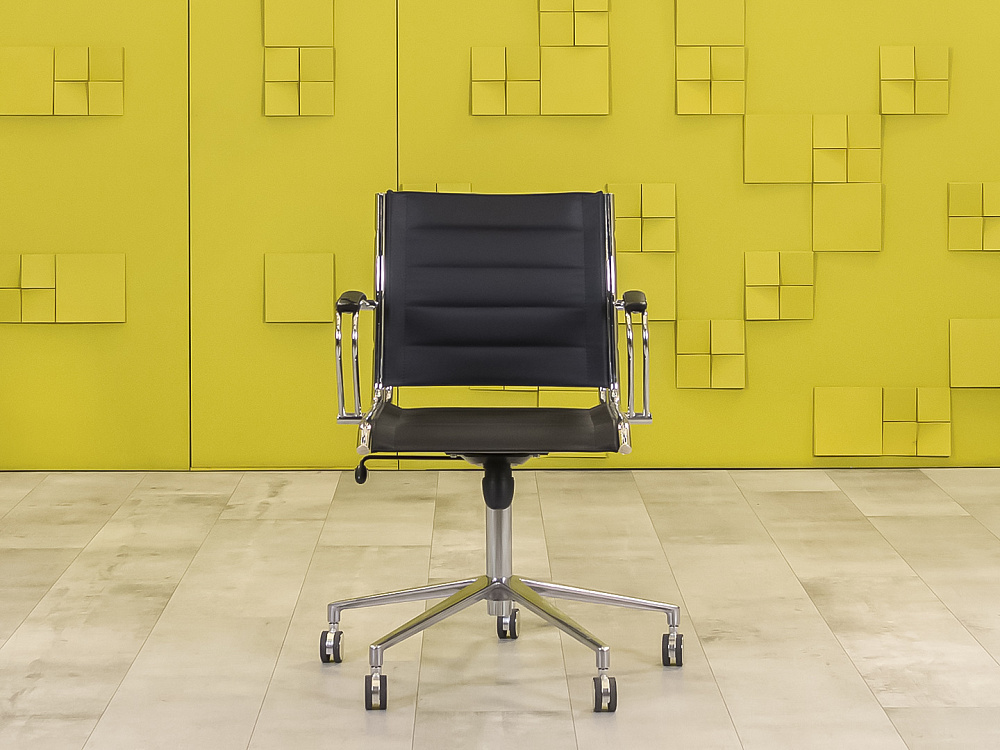 Конференц кресло для переговорной на колесах Кожзам Чёрный Россия_КНКЧ-310524