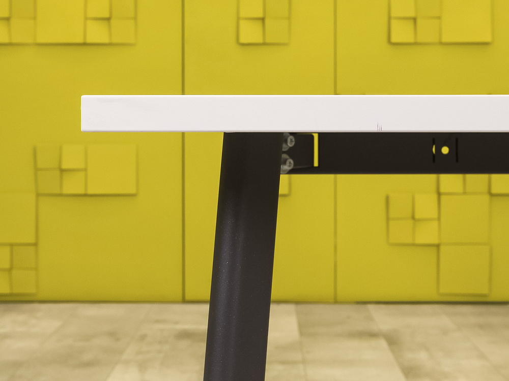 Офисный стол прямой ЛДСП Белый  СППБ-29046