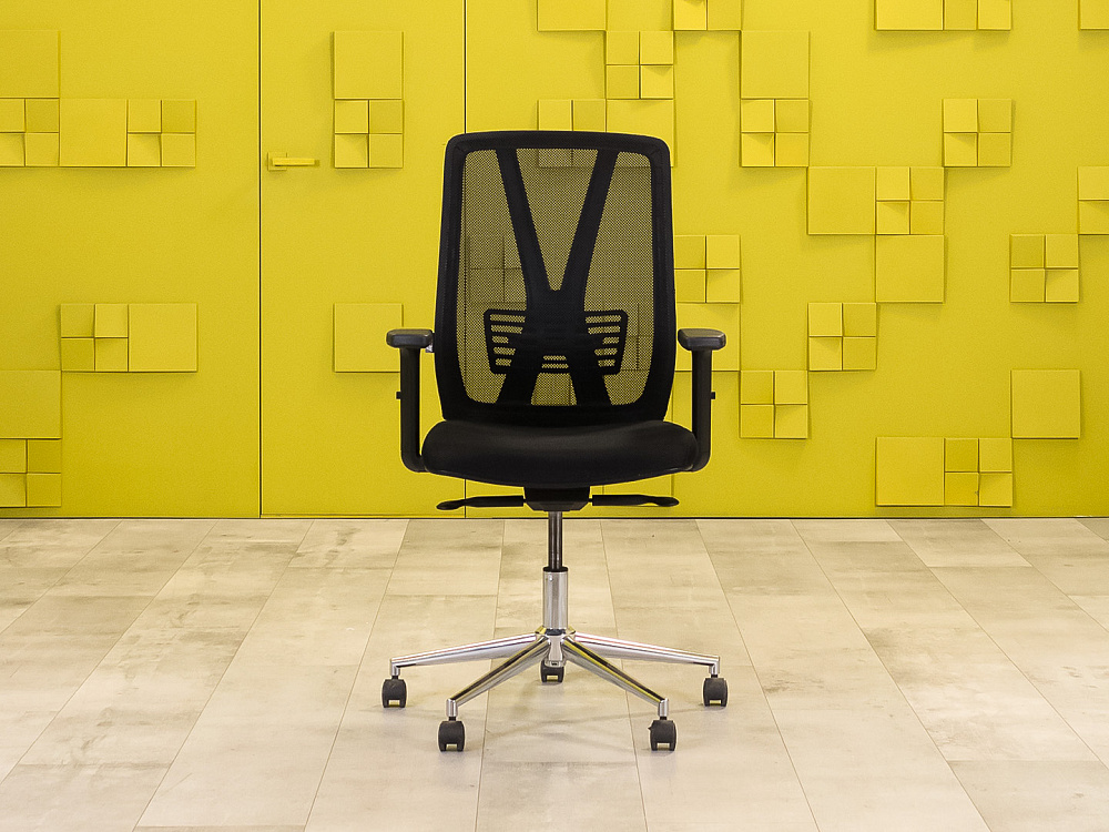 Офисное кресло для персонала на колесах Ткань Чёрный Россия_КПТЧ3-130723