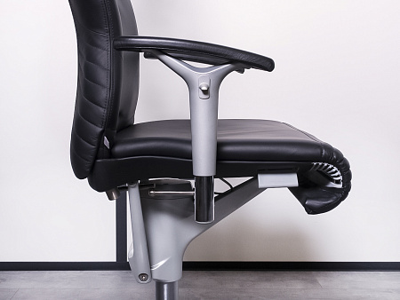 Кабинет руководителя  UNO DellaRovere Пластик Чёрный Италия  КРЧ-30055