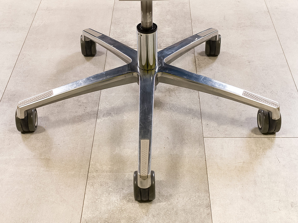 Офисное кресло для персонала на колесах Ткань Чёрный; Серый Италия_КПТЧ10-221124