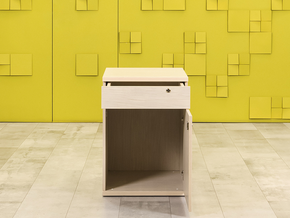 Офисная тумба для оргтехники  ЛДСП Клен  ТО1Д1ЯВ-10046