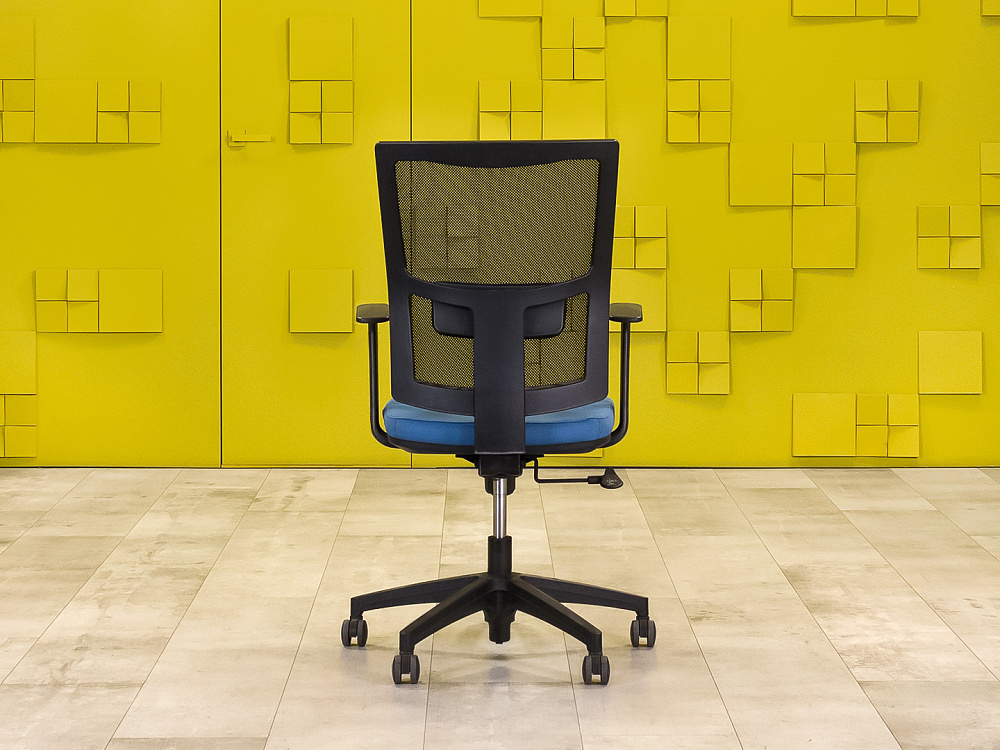 Офисное кресло для персонала на колесах Filo NARBUTAS Ткань Синий; Чёрный Литва_КПТН-151123