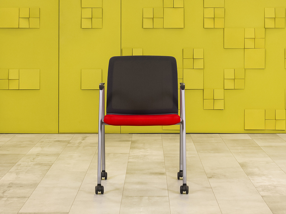 Конференц кресло для переговорной  HAWORTH Ткань Красный США  КНТК-27105