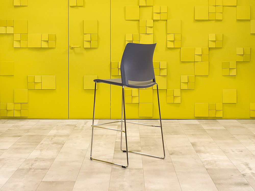 Барный стул на полозьях Bejot Пластик Серый Италия_УДПС-261223