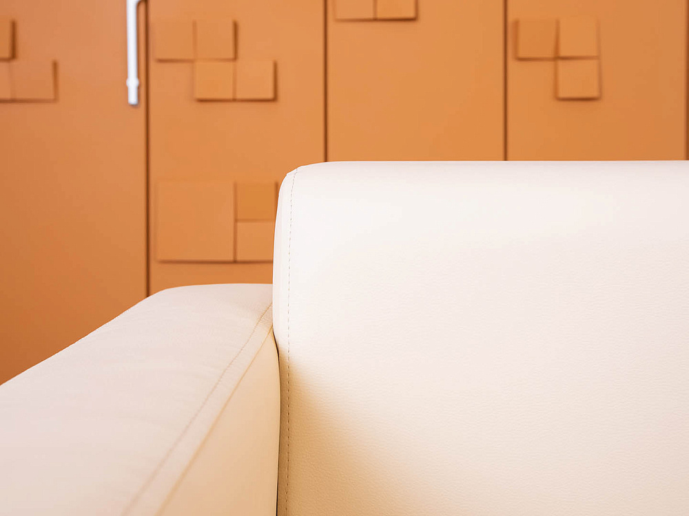 Офисный диван ДМебель Кожзам Бежевый   (ДНКБ3-25094(нов))