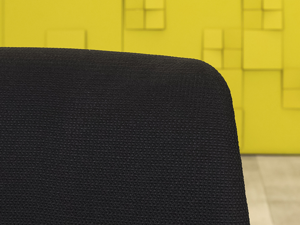 Конференц кресло для переговорной  Profoffice Ткань Чёрный   КДТЧ2-31036