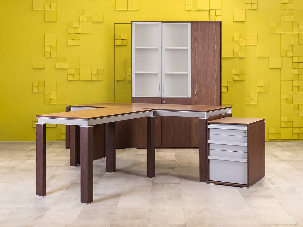 Кабинет руководителя HAN Шпон Венге Италия_КРЕ1-130324