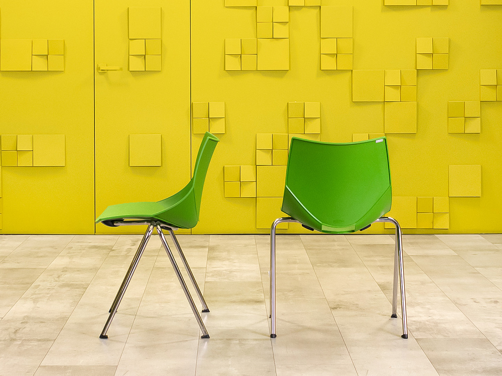 Офисный стул на ножках Shell Пластик Зелёный Италия_УНПЗ-261223