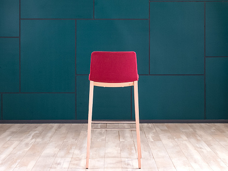Офисный стул на ножках Andreu World Ткань Красный Испания_УНТК-261023