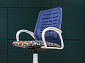 Офисное кресло для персонала на колесах Ирис White синий Ткань Синий; Белый Россия_КПТН-12082