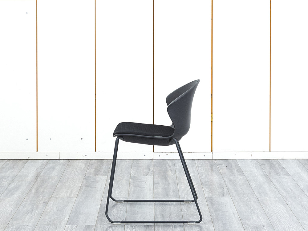 Конференц кресло для переговорной  Черный Пластик Profoffice   (УДПЧ-30074)