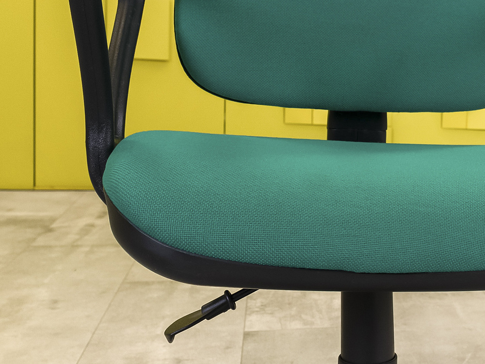 Офисное кресло для персонала на колесах Престиж В-27 Ткань Зелёный Россия