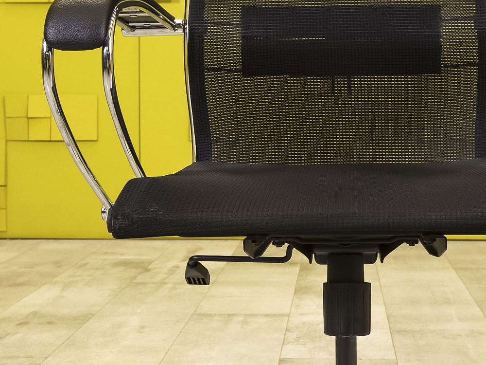 Офисное кресло руководителя на колесах       КРТЧ-26036