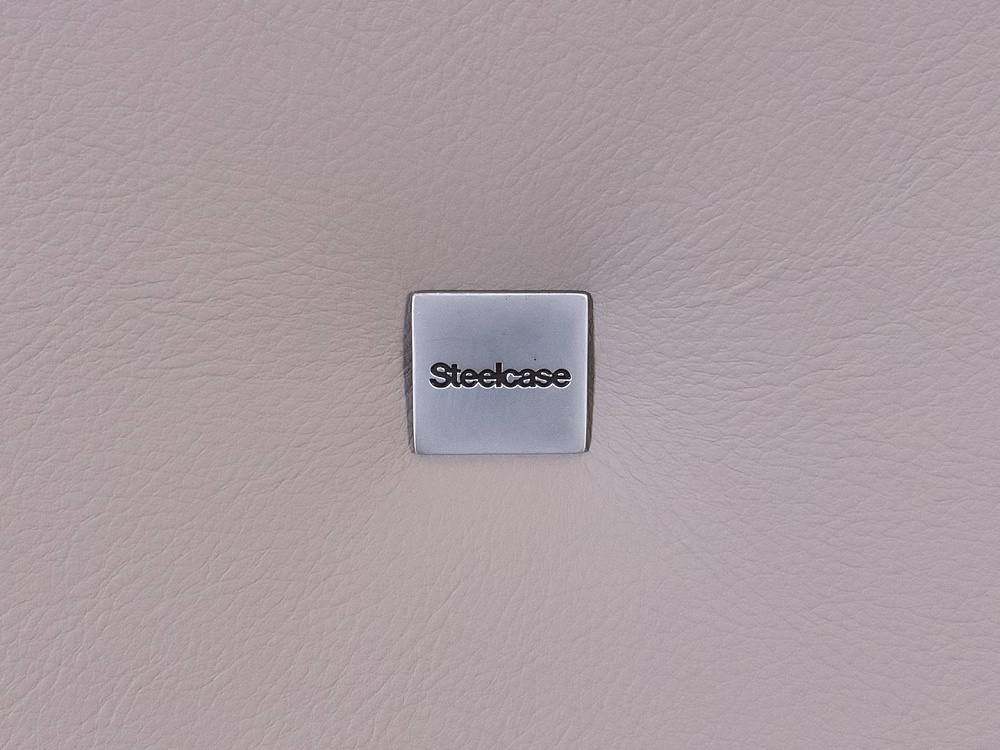 Офисное кресло руководителя на колесах Please 2 Ergonomik Steelcase Кожа Серый Франция_КРКС-141024