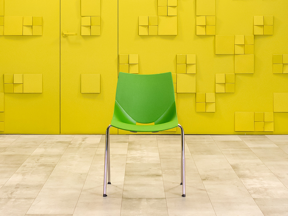 Офисный стул на ножках Shell Пластик Зелёный Италия_УНПЗ-261223