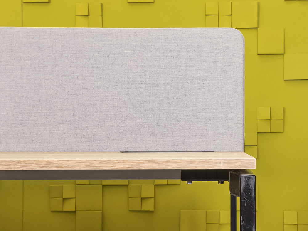 Комплект офисной мебели стол с тумбой  Kinnarps ЛДСП Зебрано Швеция  ГКЗ-14016