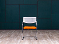 Конференц кресло для переговорной на полозьях Vitra Ткань Оранжевый Швейцария_КДТО-040523