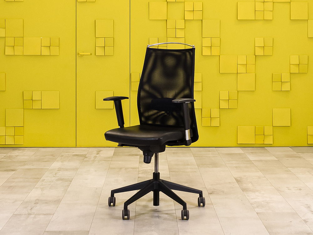 Офисное кресло для персонала на колесах ARESLINE Экокожа Чёрный Италия_КПКЧ-110424